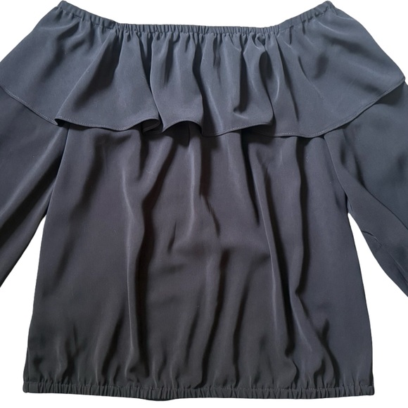 Michael Kors - Women's Black Ruffled Off Shoulder Blouse - EUC - Picture 3 of 9